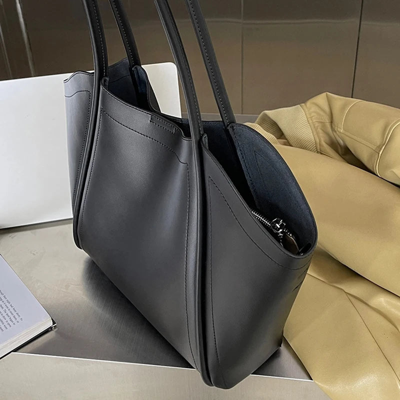 2025 Women's Large Capacity Handbag Wing Design Handheld Tote Daily Use And Commuting Single Shoulder Crossbody Bag for Ladies