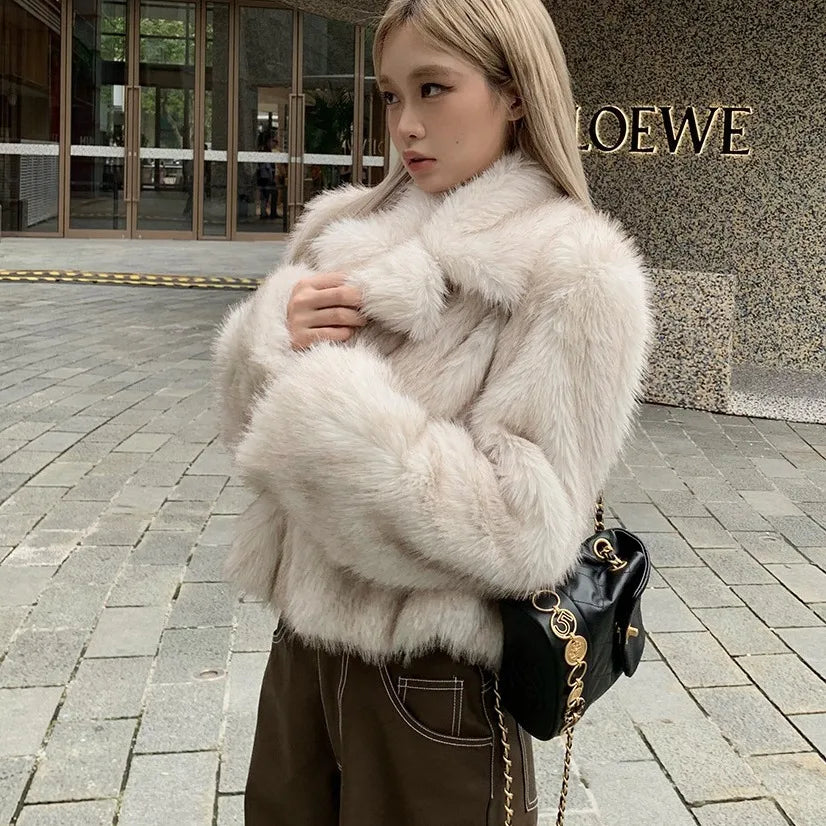 Women's Faux Fur Winter Jacket with Pockets