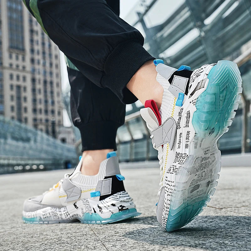 Men’s Lightweight Thick-Sole Mesh Sneakers