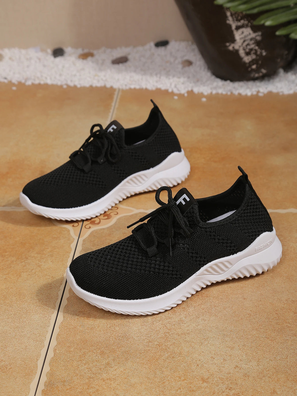Women's Flying Woven Breathable Mesh Sneakers Soft Sole Lightweight Casual Sports Running Shoes for Daily Wear