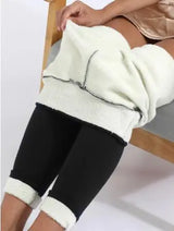 Women’s Fleece-Lined Thermal Yoga Pants