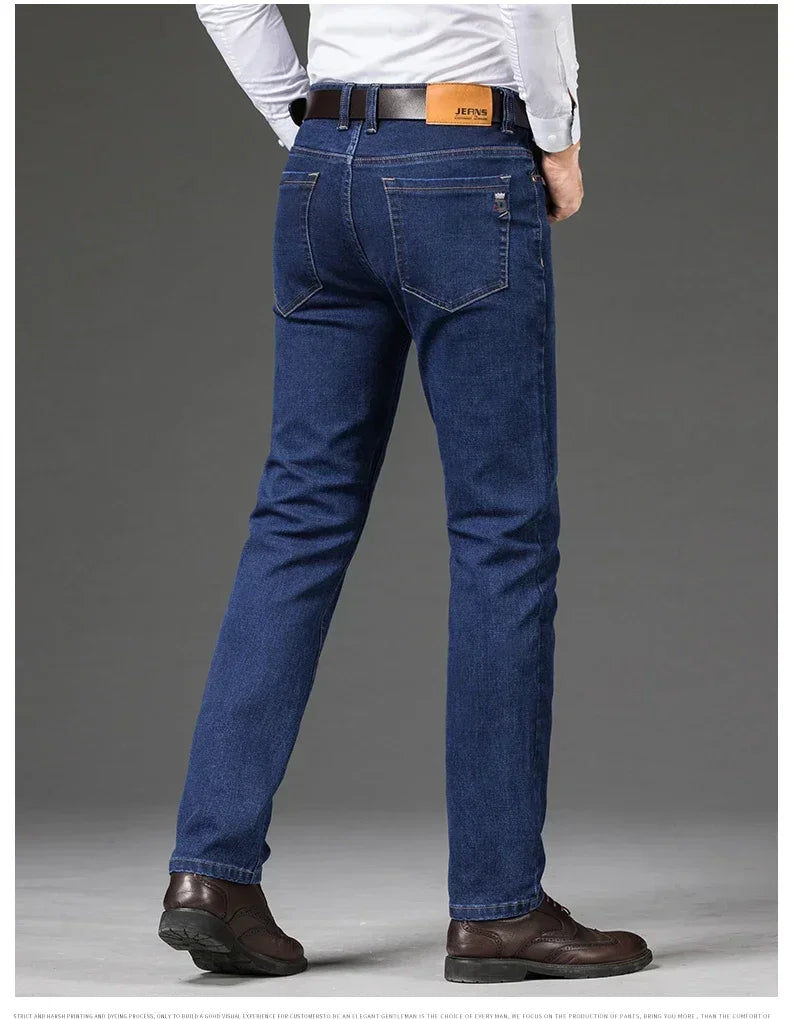 Men's Fleece-Lined Stretch Straight-Leg Jeans