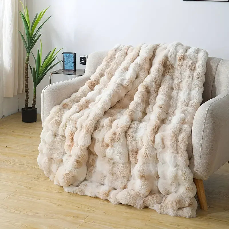 Luxury Faux Rabbit Fleece Throw – Ultra-Soft & Warm Knit Blanket