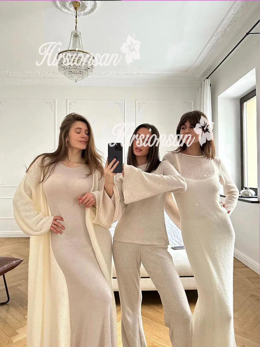 Elegant O-Neck Knit Maxi Dress