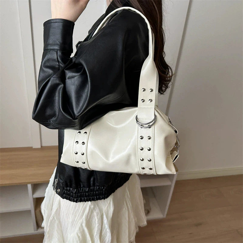 High Quality PU Leather Women's Shoulder Bag Large Capacity Y2K Underarm Bag Fashion Rivet Women Daily Boston Handbag