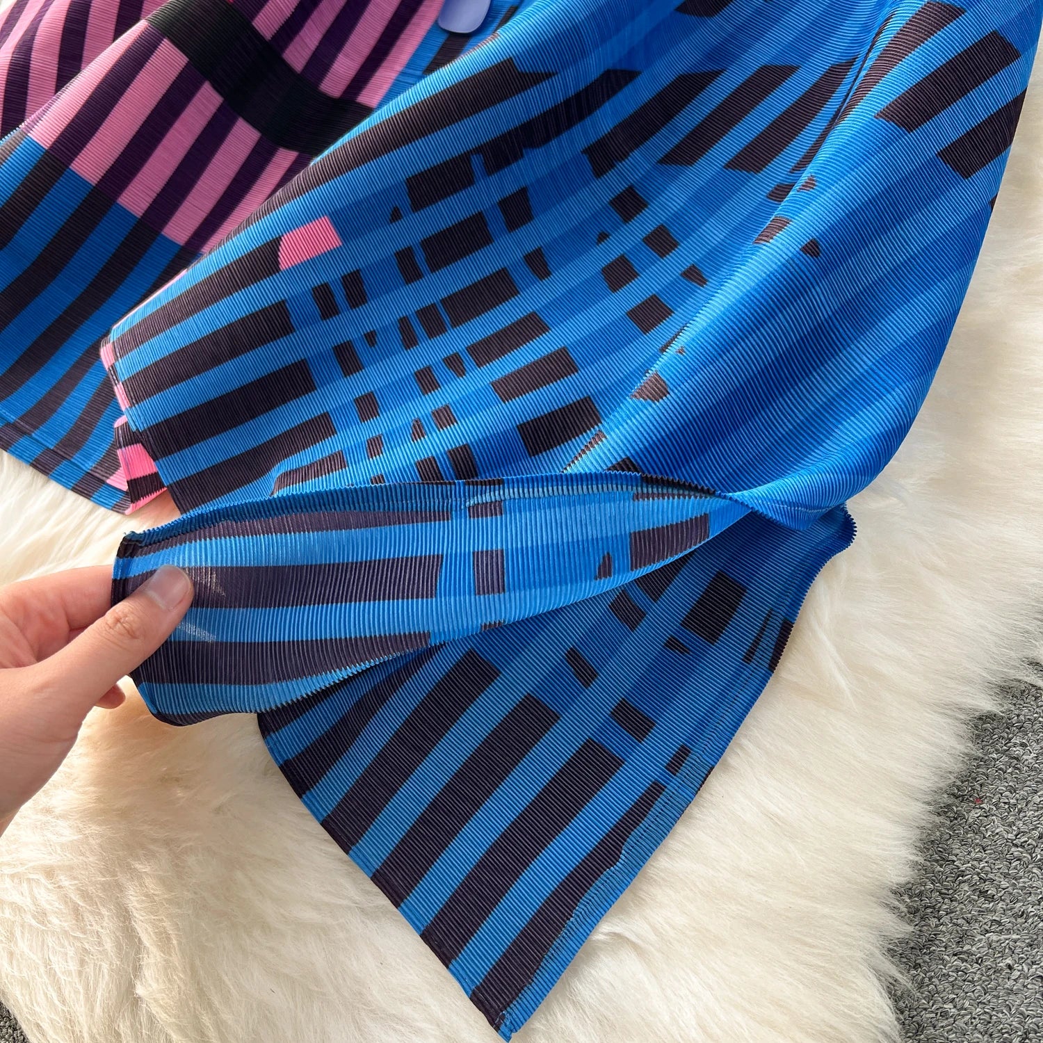 Miyake Pleated Drape Dress – Colorblock Print, 3/4 Sleeve