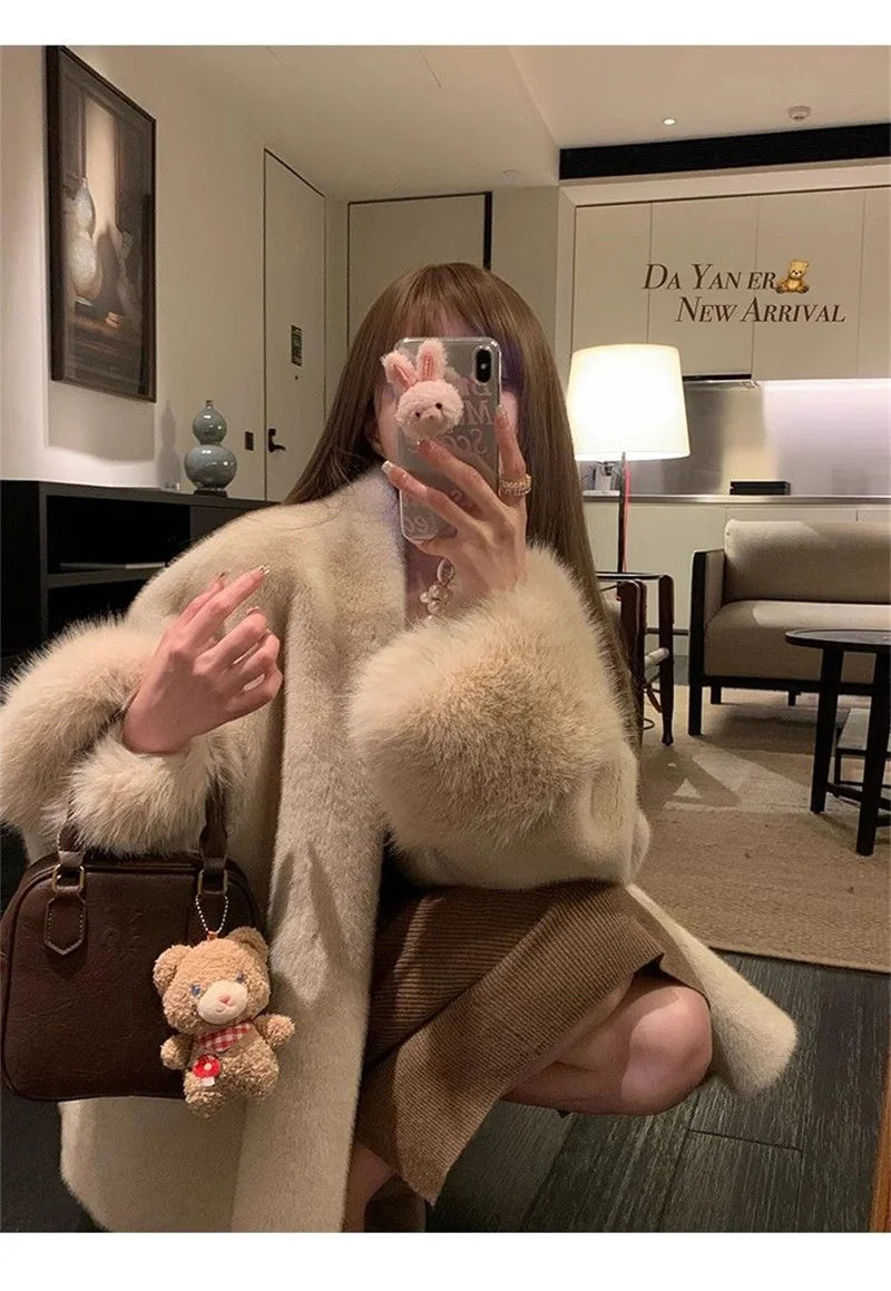 Women’s Mink Fur Coat with Collar and Pockets