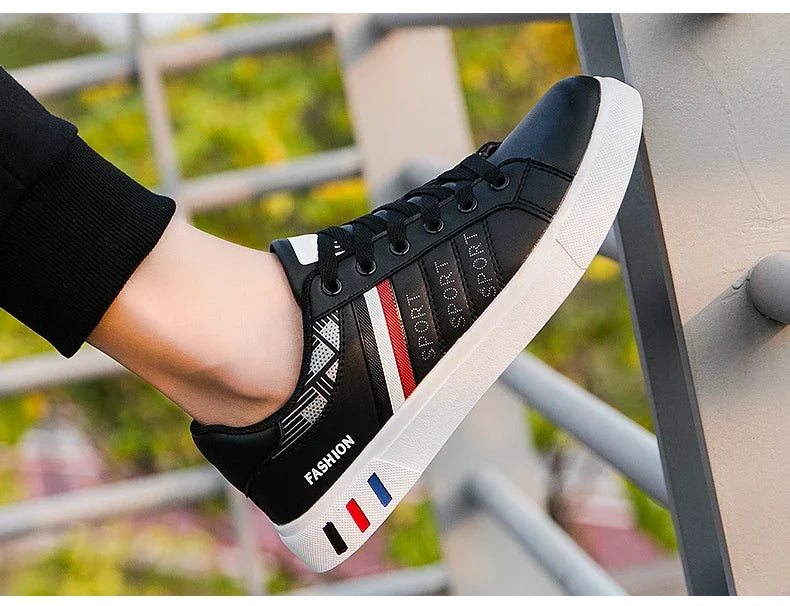 2026 Mens Casual Sneakers New Fashion Lace-up White Shoes Student Comfort Sports Plus Size Vulcanized Shoes Zapatillas De Hombre