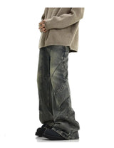 Men’s Relaxed Wide-Leg Denim Jeans