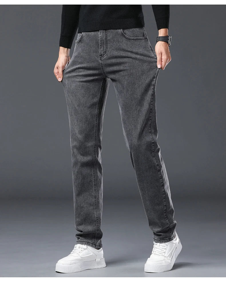 Men's Stretch Straight-Leg Jeans
