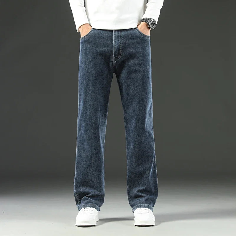 Men’s Relaxed Straight-Leg Stretch Jeans