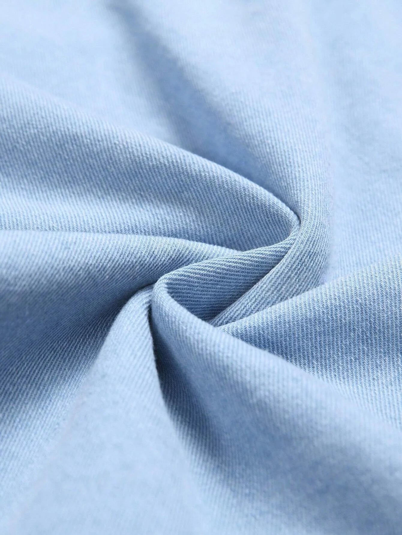 Men Light Blue Washed Denim Shirts Long Sleeve Button Down Casual Shirts With Dual Chest Pockets Western Style Work Shirts
