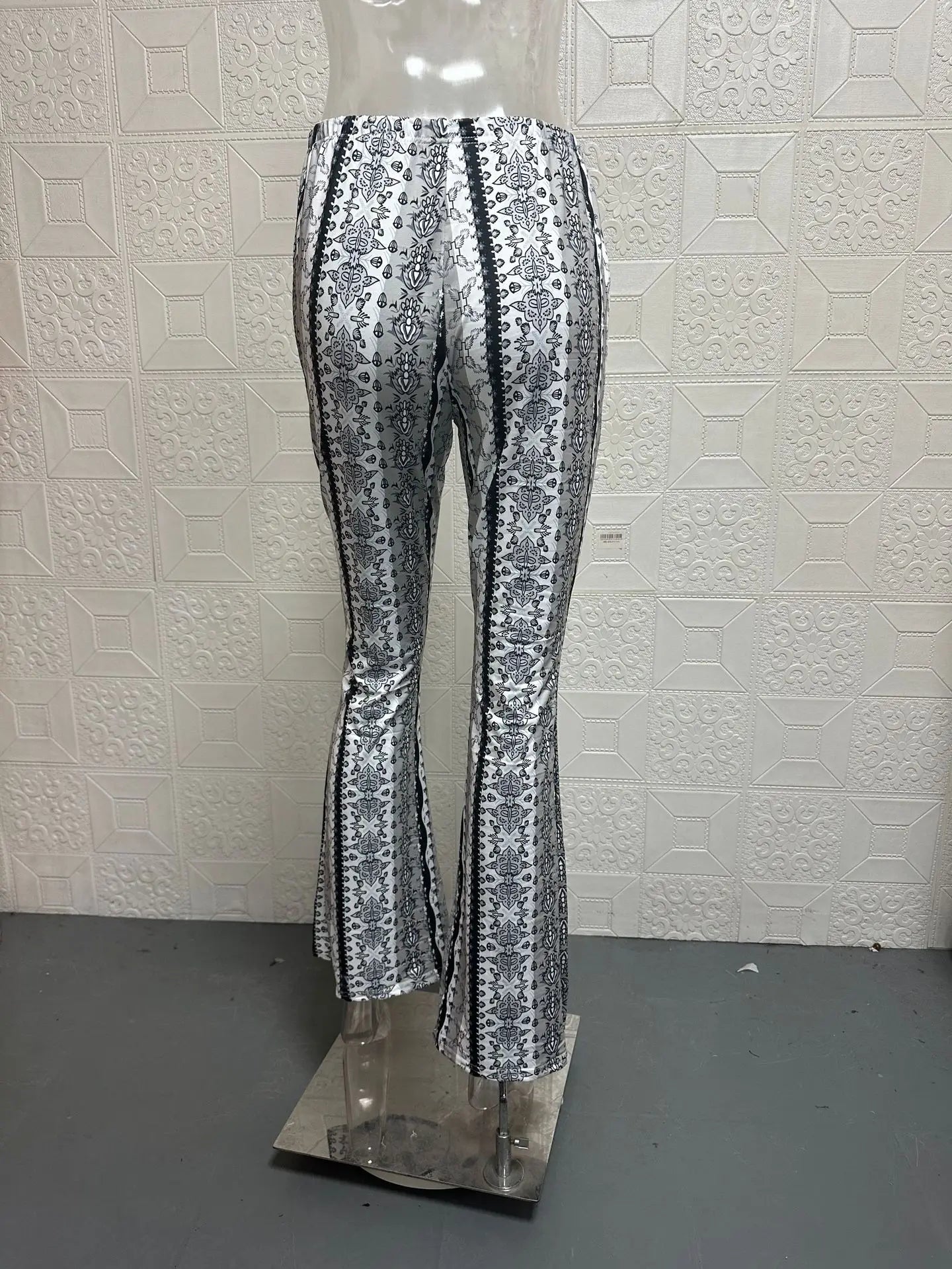 Printed Micro-Flare Slim Fit Leggings