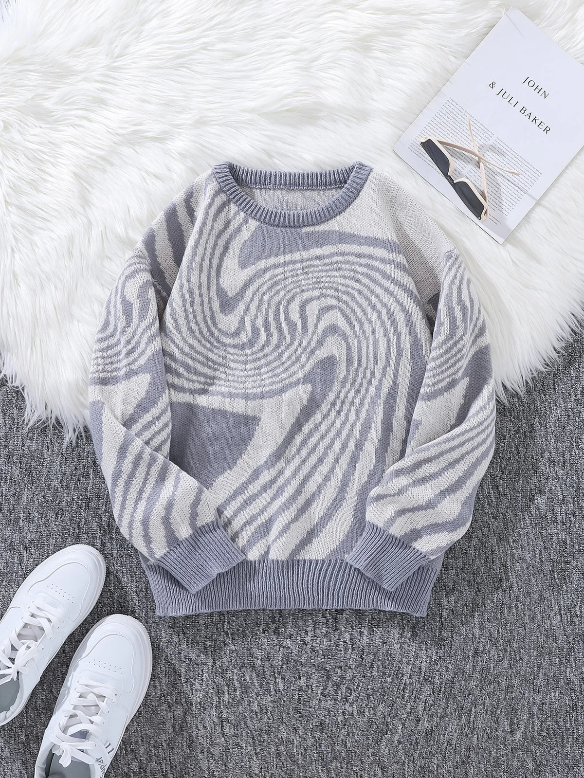 Men’s Contrast Maze Jacquard Crewneck Sweater