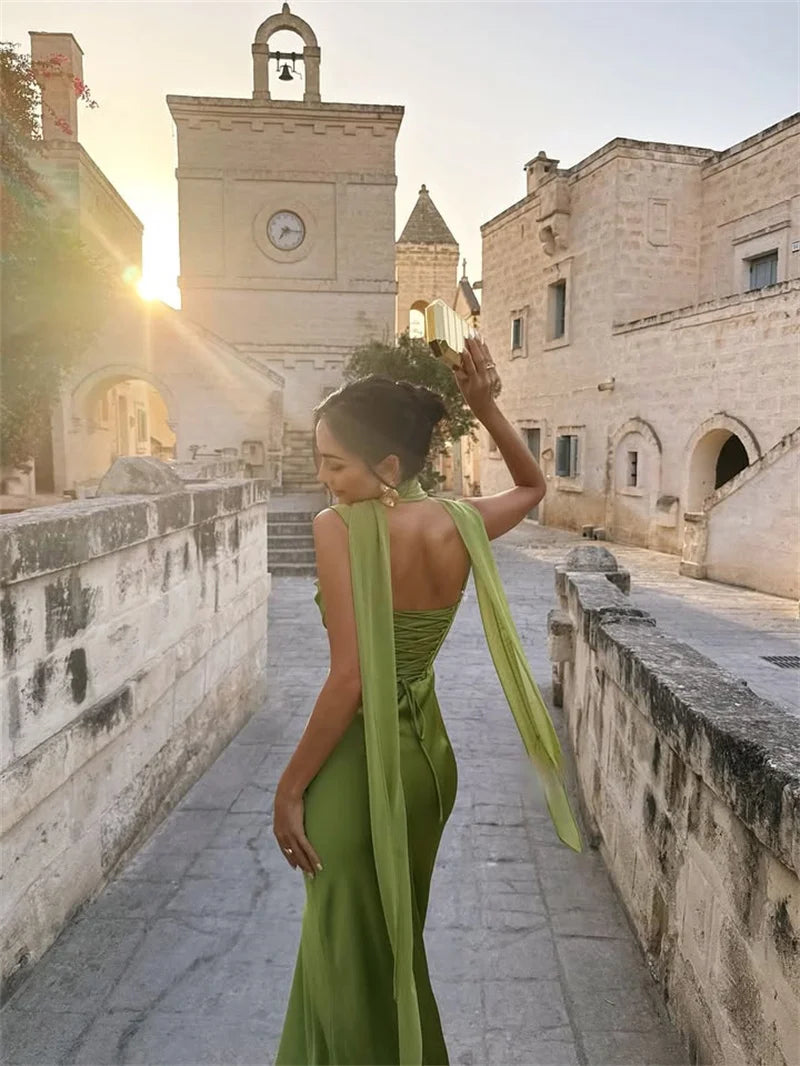 Elegant Backless Satin Maxi Dress – Sleeveless Halter Bodycon Party Gown
