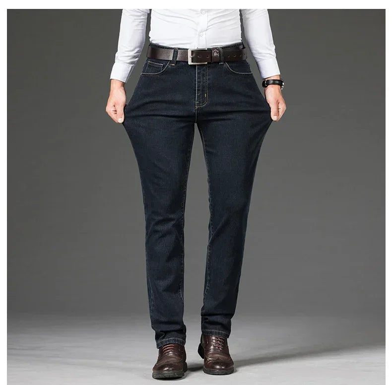 Men's Fleece-Lined Stretch Straight-Leg Jeans