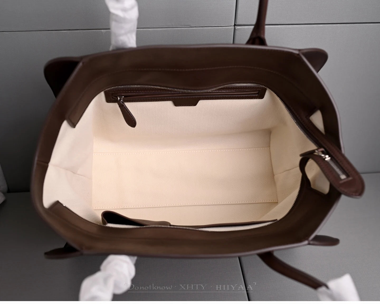 36cm Top-Grain Cowhide Tote — Effortless Everyday Elegance