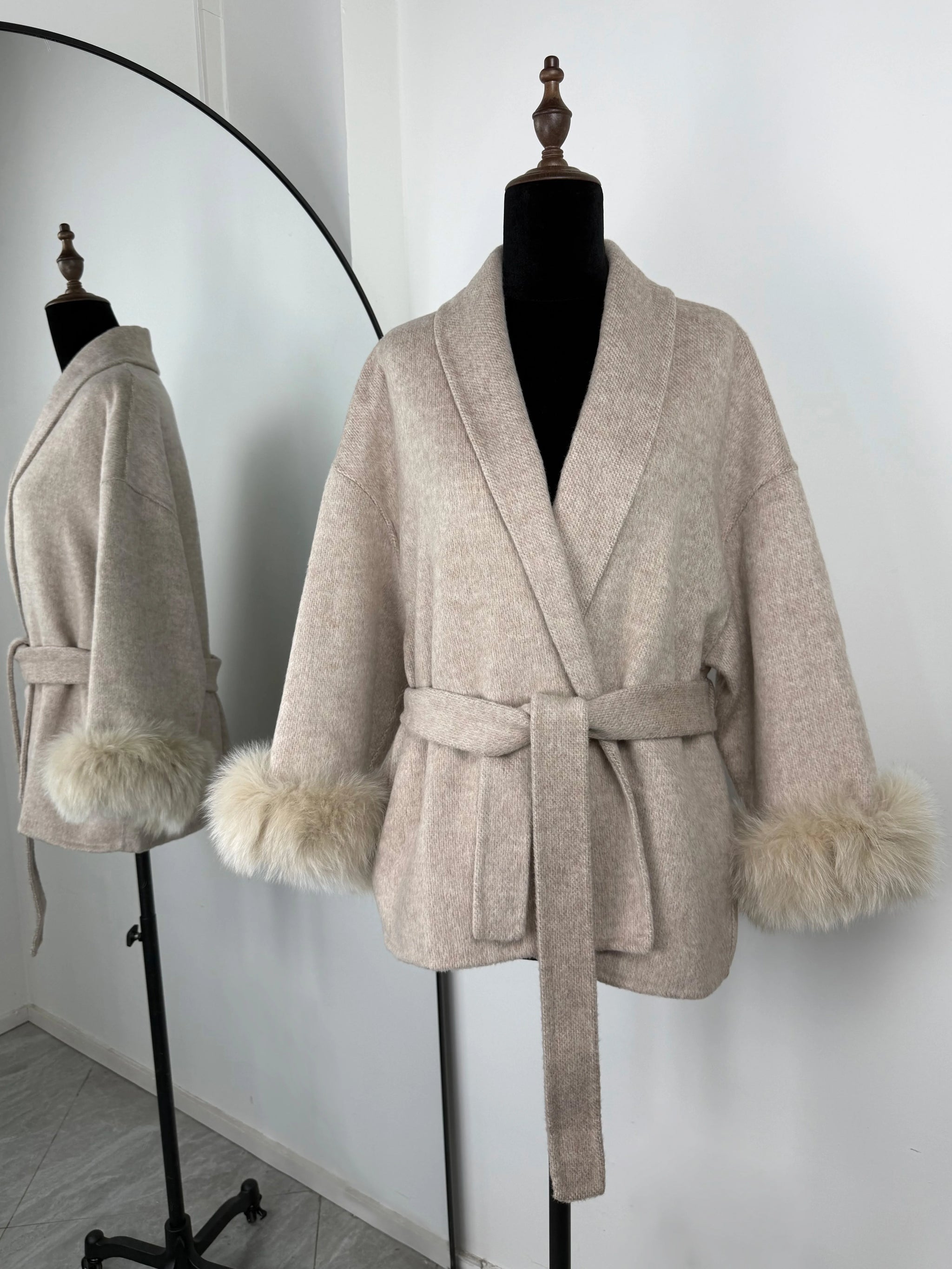 Elegant Fox Fur & Double-Sided Wool Coat