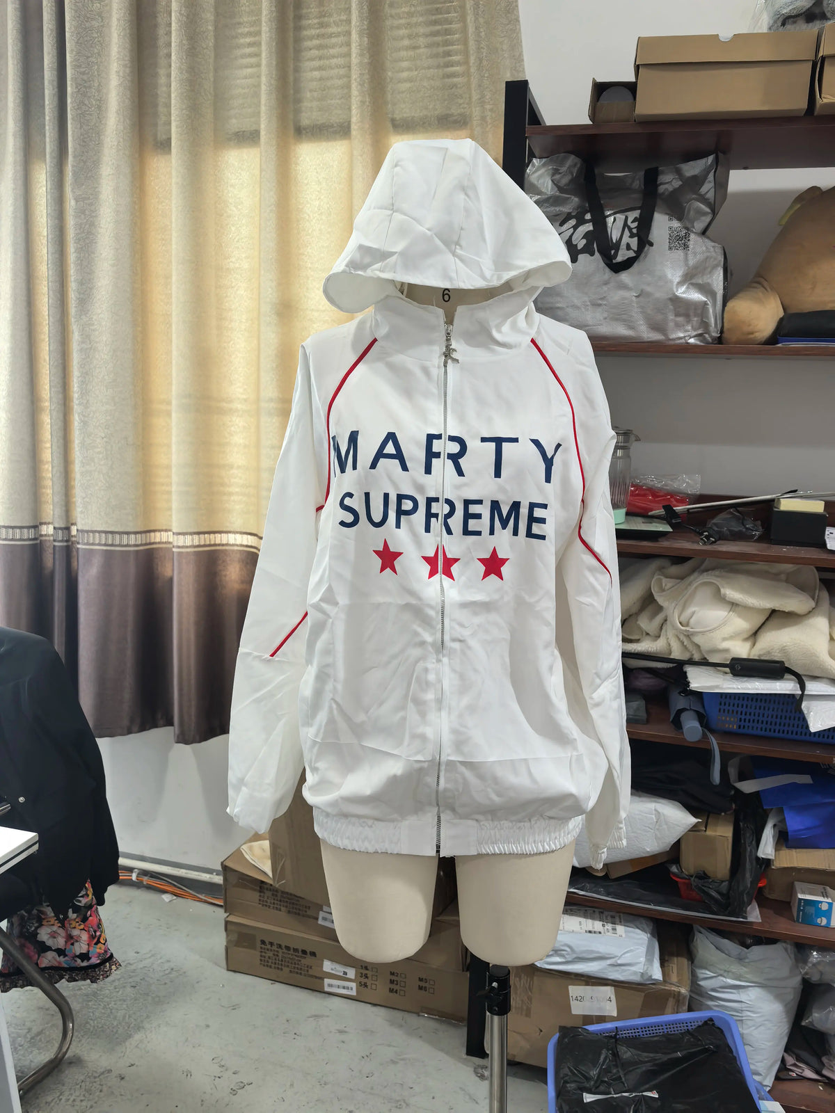Women's Lightweight Hooded Jacket with Star Graphic