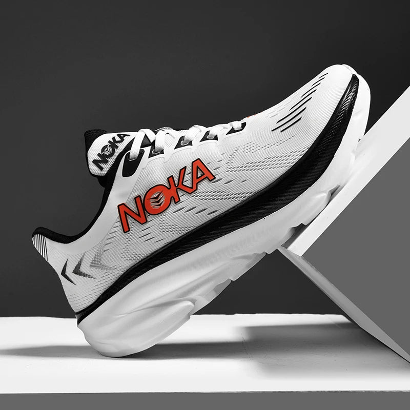 New Fashion Men Light Running Shoes Cushion Training Shoes Lightweight Wear-Resistant Sneakers