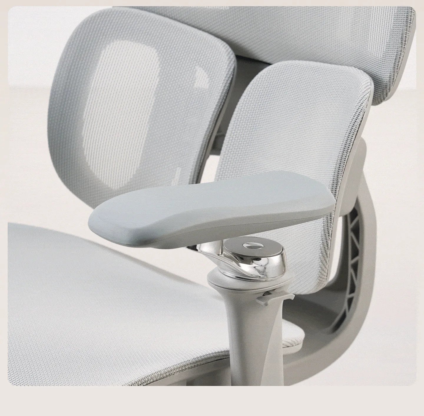 Ergonomic Gaming Chair with 6D Armrest & Lumbar Support