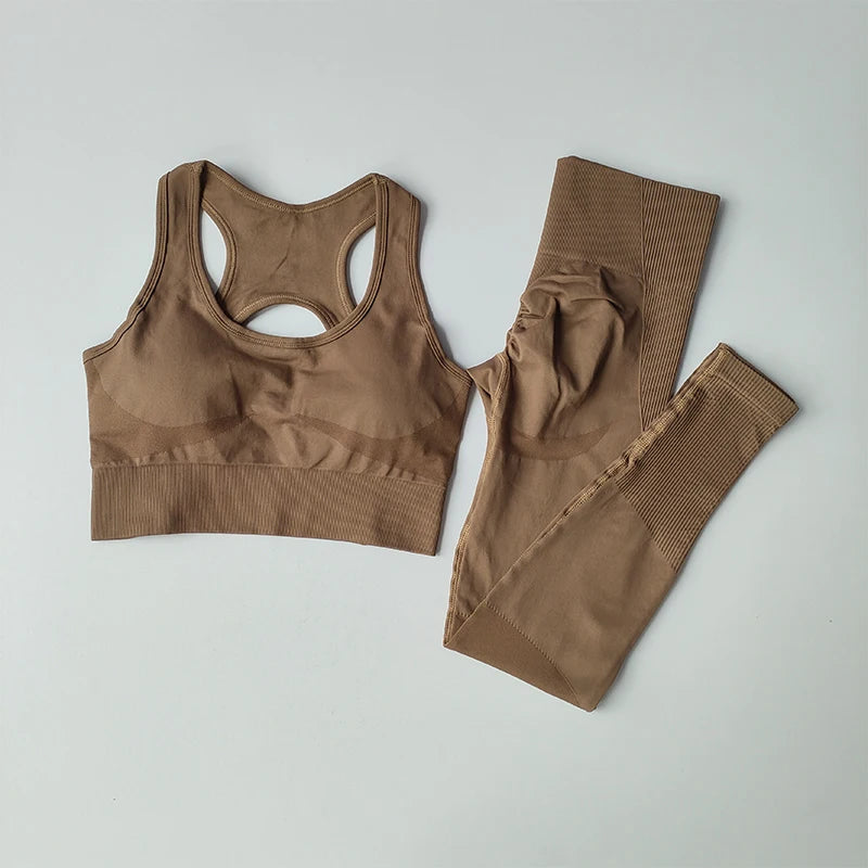 2PCS Women's Seamless Yoga Set - Shockproof Sports Bra & Leggings