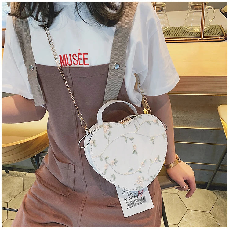 Female Sweet Lace Heart Round Handbags High Quality PU Leather Cross Body Bags for Women Small Fresh Flower Chain Shoulder Bags