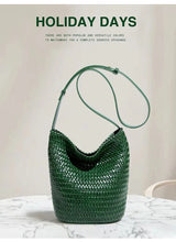 Luxury Women's Shopping Bag New High-End Hand-Woven Leather Bucket Bag Large-Capacity Shoulder Messenger Bag Commuter Tote Bag