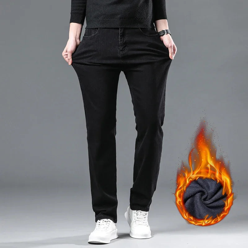 Men’s Fleece-Lined Straight-Leg Stretch Jeans