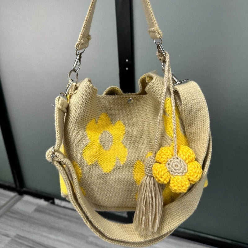 Handmade Crochet Bag Flower Tote Knit Floral Purse Bag, Boho Woven Beach Handbags Crossbody Shoulder Bag for Women Vacation