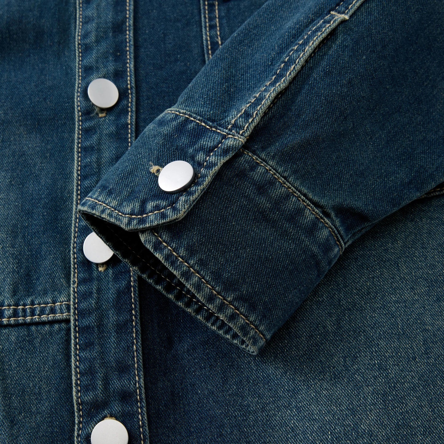 Men's Casual Denim Shirt Jacket Classic Button Up Workwear Style Jean Coat for Spring Fall