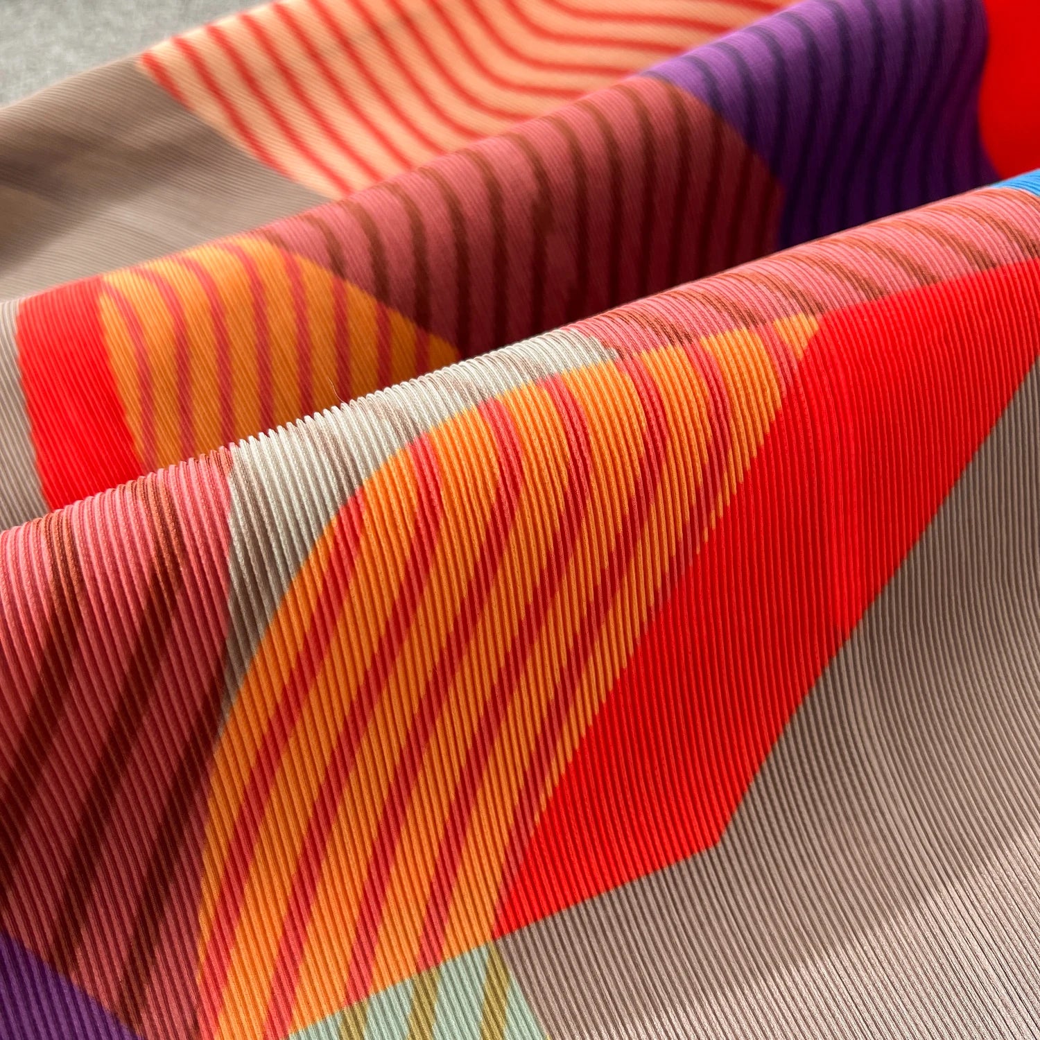 Miyake Pleated Drape Dress – Colorblock Print, 3/4 Sleeve
