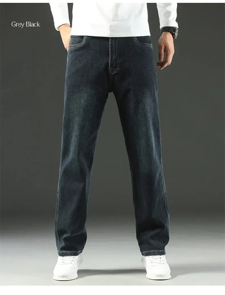 Men’s Relaxed Straight-Leg Stretch Jeans
