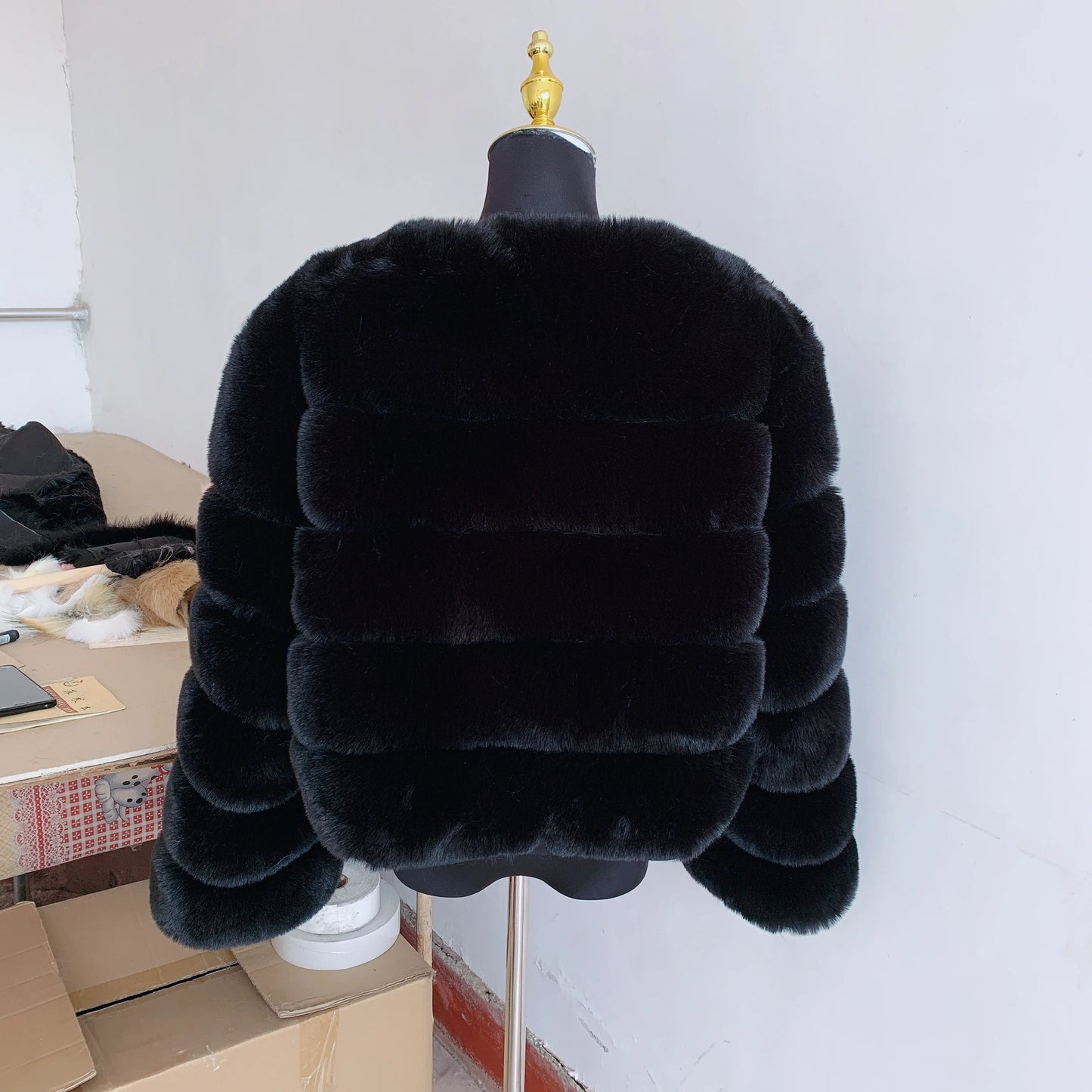 Elegant Winter Faux Fox Fur Crop Jacket