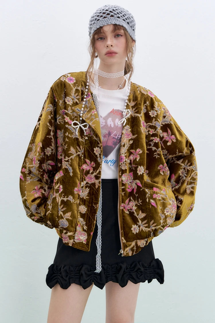 ELFSACK 2025 Gold Velvet Jacket Women's Winter Short Coat, Embroidered Goldfish Chinese Style Vintage Loose Padded Jacket