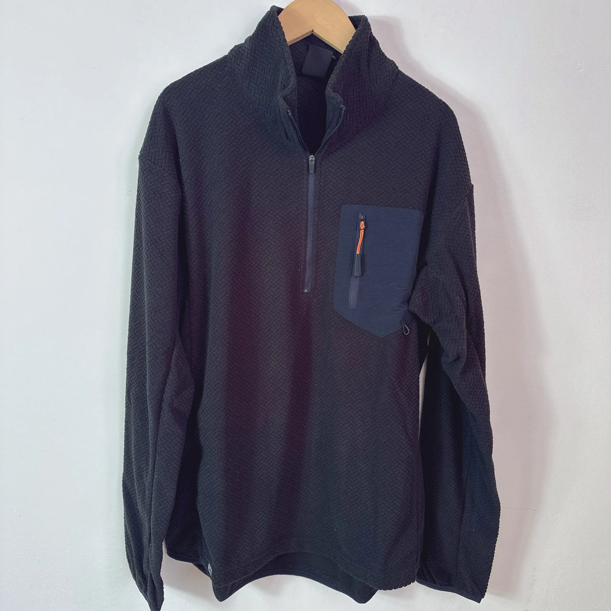 Original Men's Sporty Casual Hoodie Polyester Fiber Youth Trend Autumn Warm round Neck Chest Pocket No Button Men's Sweatshirt