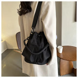 Fashionable Crossbody Bags for Women Shoulder Bag Large Capacity Oxford Women Bucket Bag Purse and Handbags