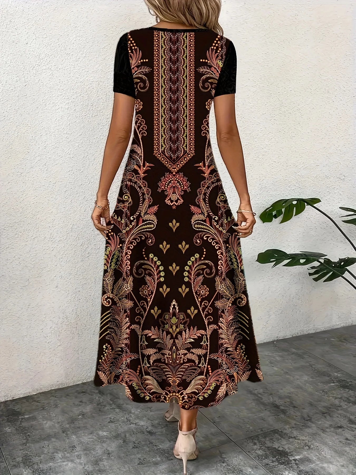 Elegant Loose-Fit Temperament Dress