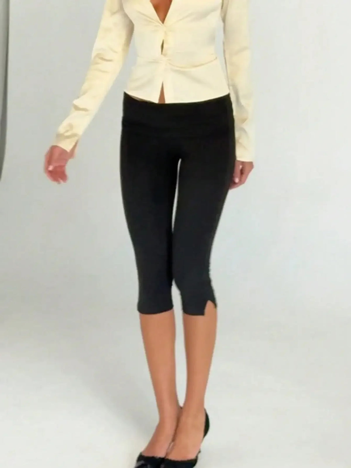 Women's Y2K Low-Rise Capri Leggings | Fold-Over Waistband