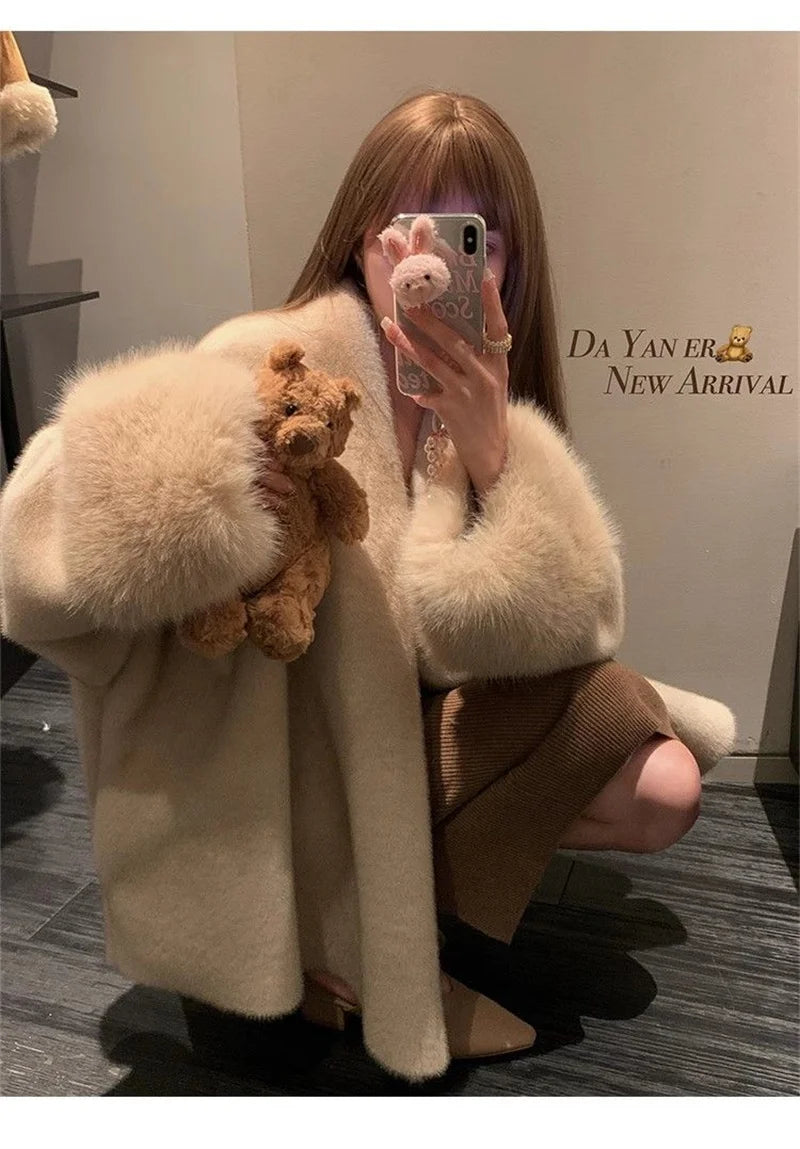 Women’s Mink Fur Coat with Collar and Pockets