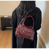 Vintage Rivets Pillow Bag Large Capacity Zipper Single Shoulder Bag Top Handle Patent Leather Crossbody Women's Bag Women
