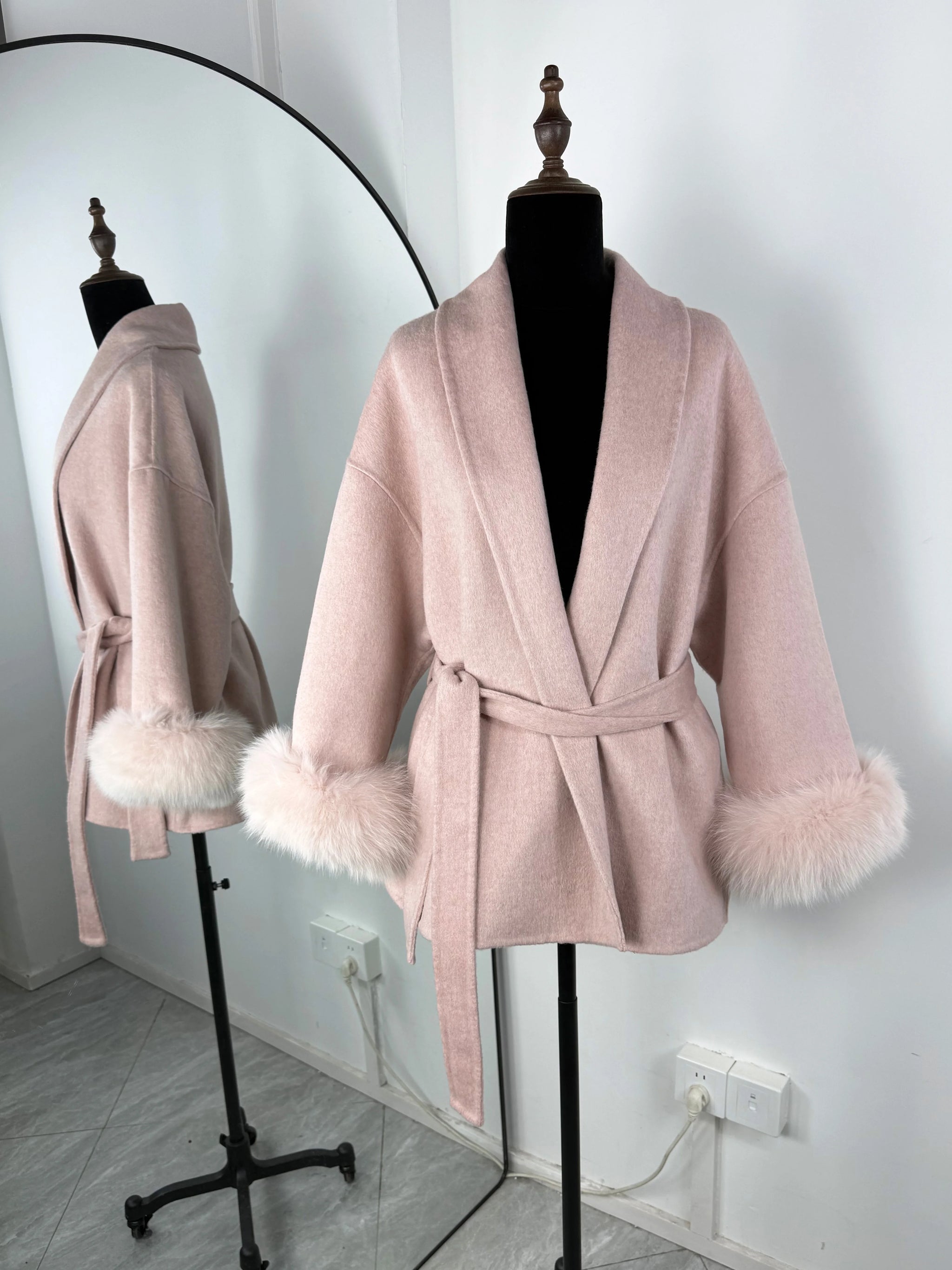 Elegant Fox Fur & Double-Sided Wool Coat