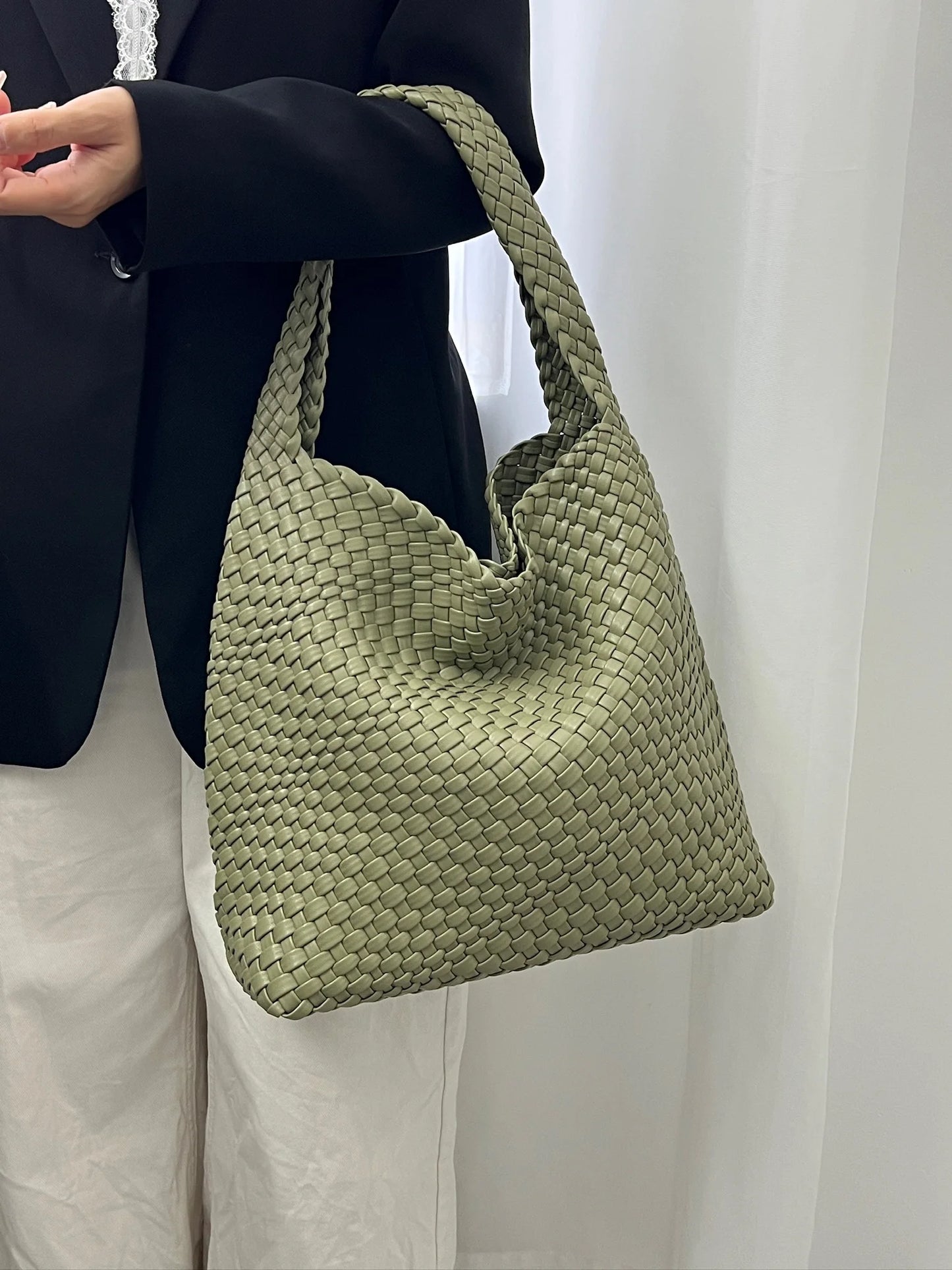 Shoulder bag Woven Bag for Women Europe and the United States popular PU leather soft fabric women underarm bag