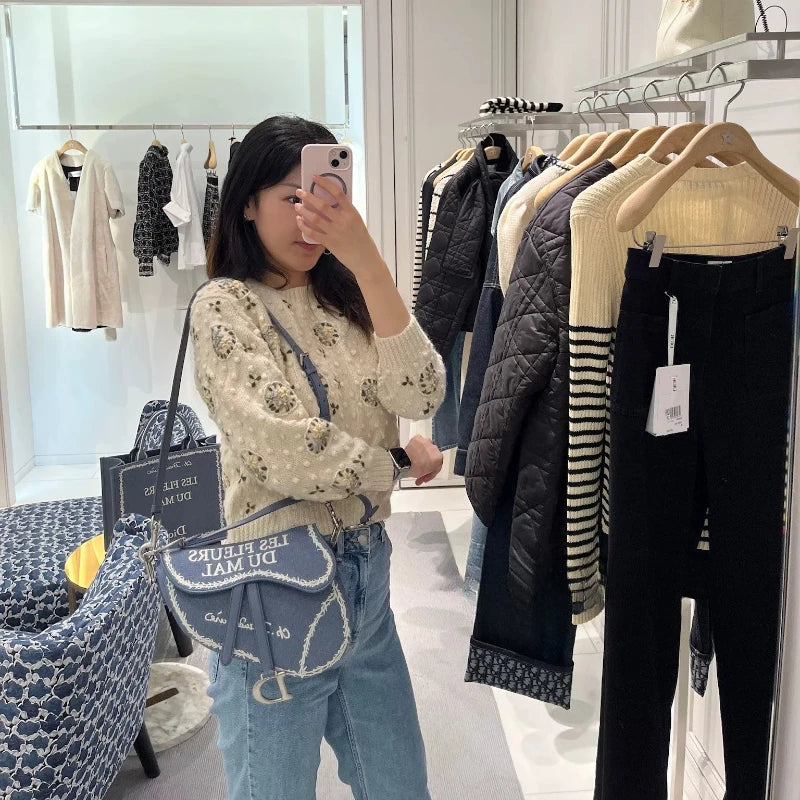 Luxury Designer Saddle Bag for Women Blue and White Book Cover Embroidery Shoulder Bag Fashion Exquisite High End Crossbody Bag
