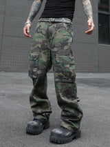 Men's camouflage utility jeans. Multi-pocket design. Stylish and trendy. Loose fit.