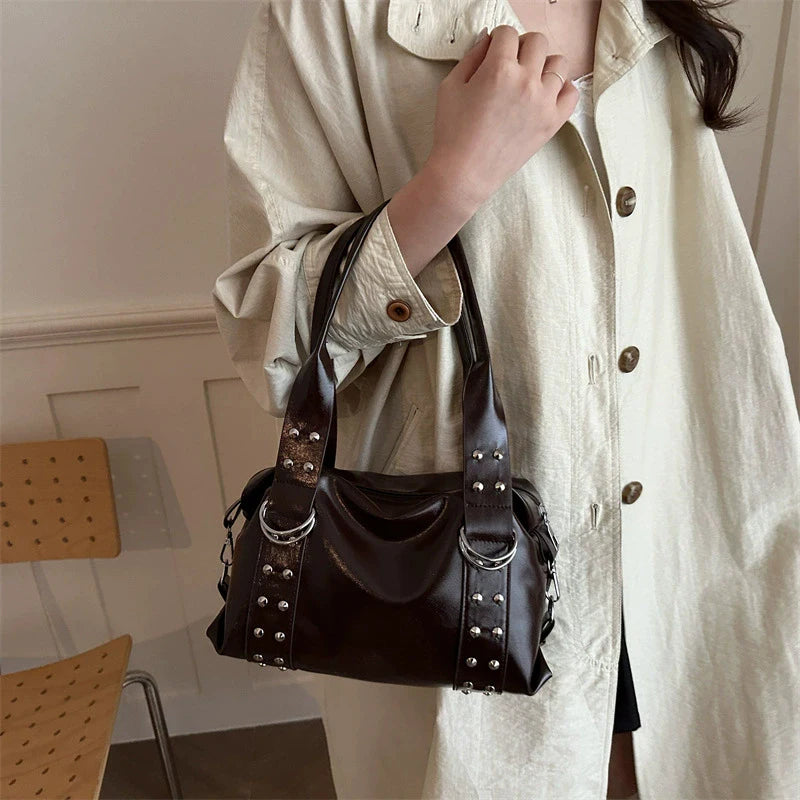 High Quality PU Leather Women's Shoulder Bag Large Capacity Y2K Underarm Bag Fashion Rivet Women Daily Boston Handbag