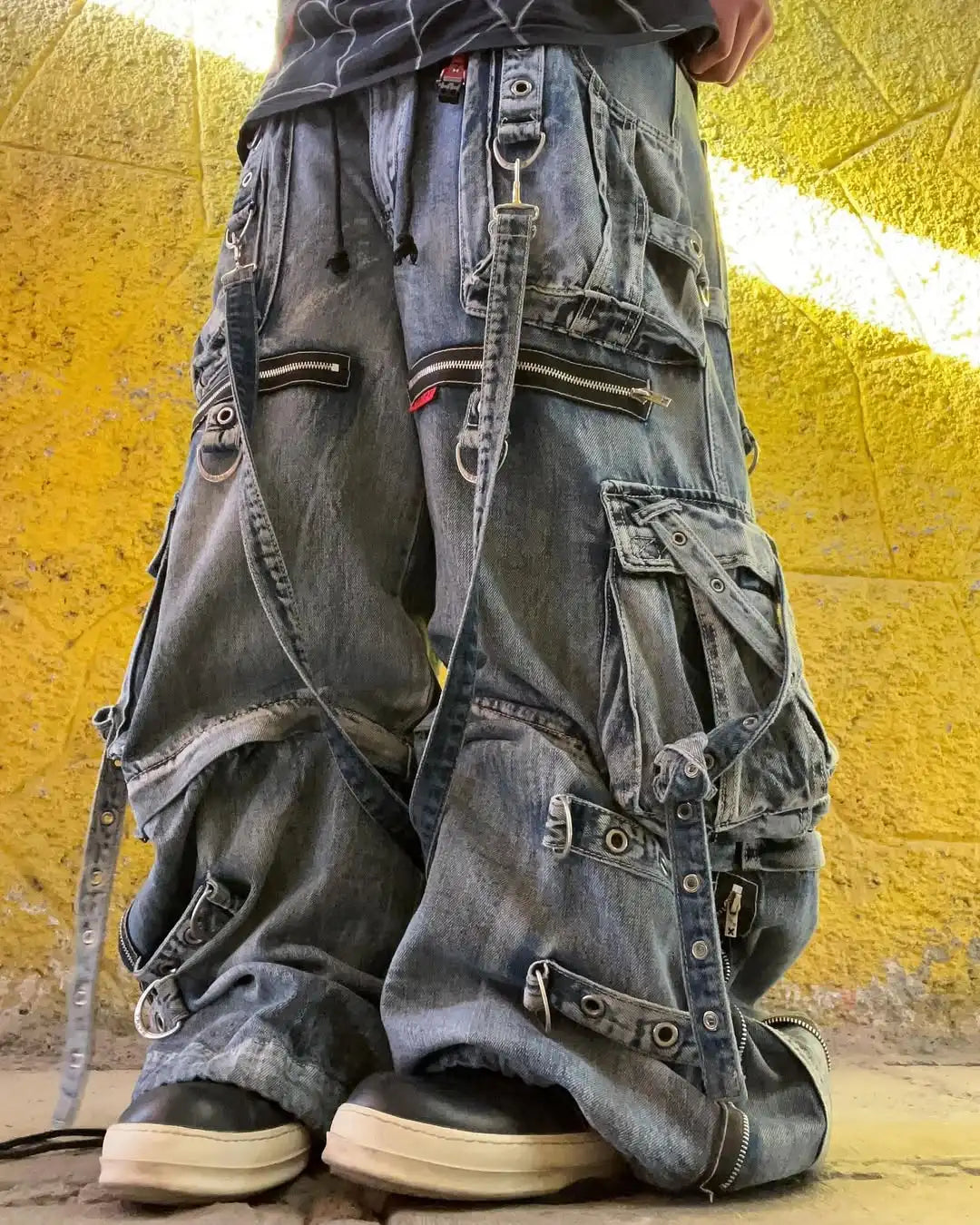 Retro Y2K Baggy Cargo Jeans
