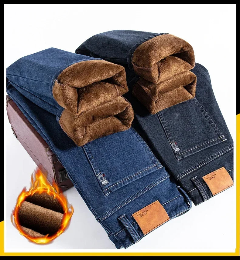 Men's Fleece-Lined Stretch Straight-Leg Jeans