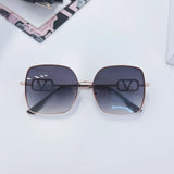 2025 New Fashion Metal Square Polarized Sun Glasses Women Luxury Diamond UV400 Sunglasses Ladies Oversized Eyewears Gafas De Sol