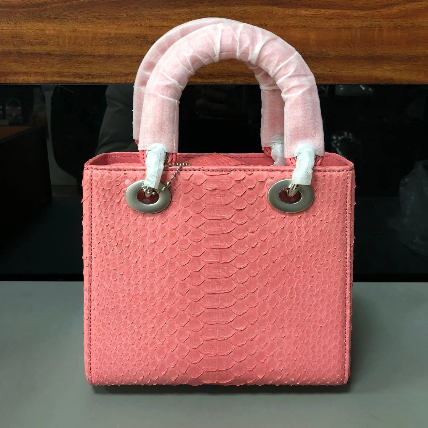 Women's Genuine Leather Snakeskin Crossbody Shoulder Bag